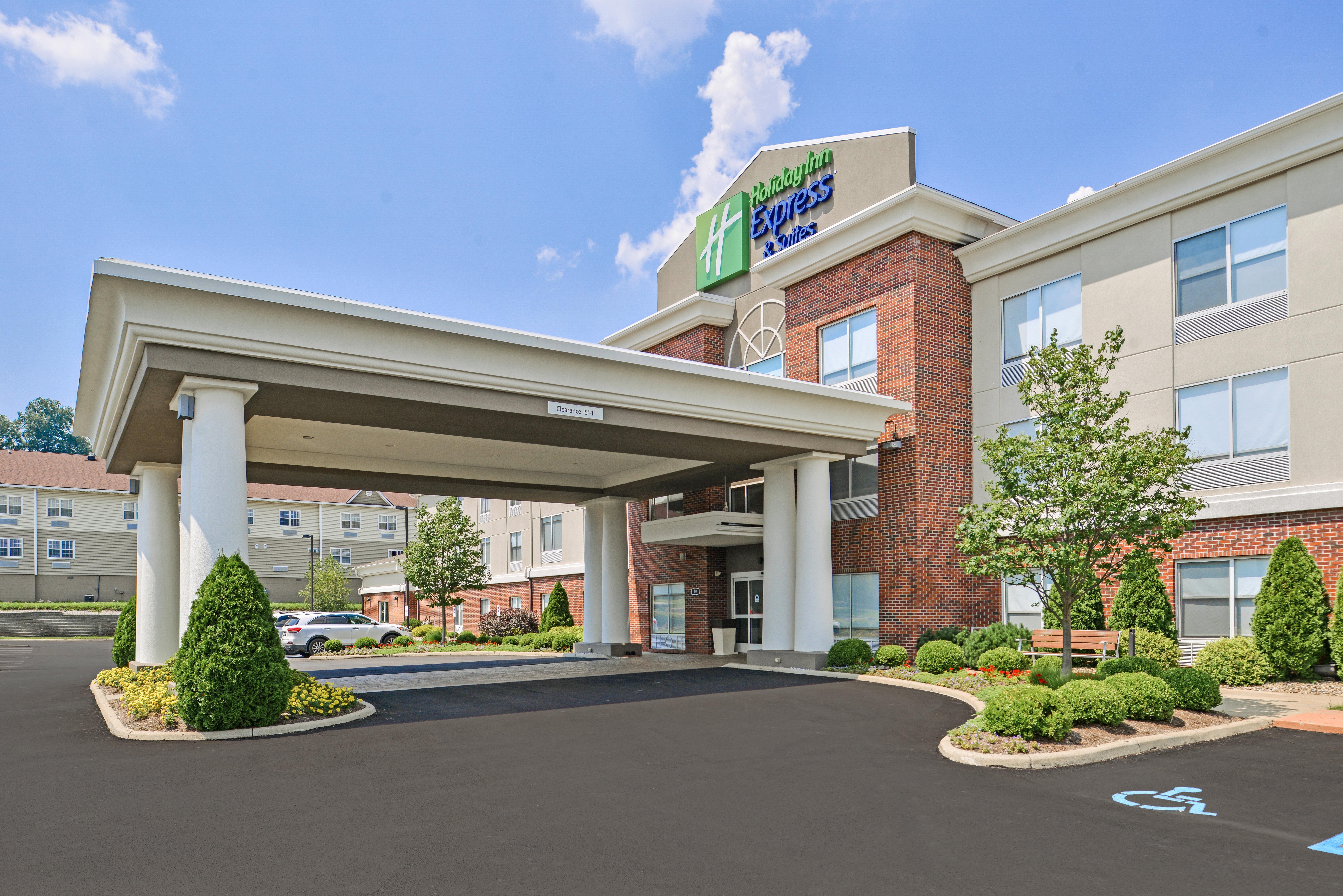 Holiday Inn Express Mineral Wells By Ihg Parkersburg Bagian luar foto